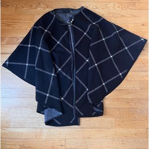 Ivanka Trump XS/S heavy cape
